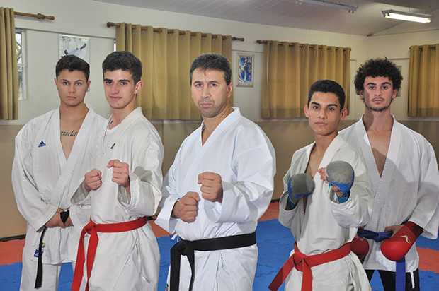 Karatecas participam da última seletiva deste ano