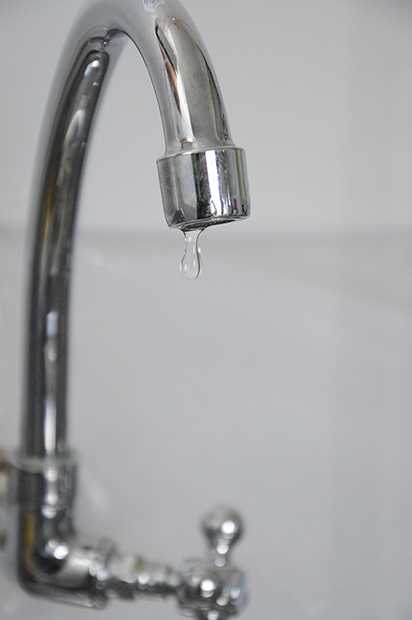 Problema eletromecânico afeta abastecimento de água em Araucária