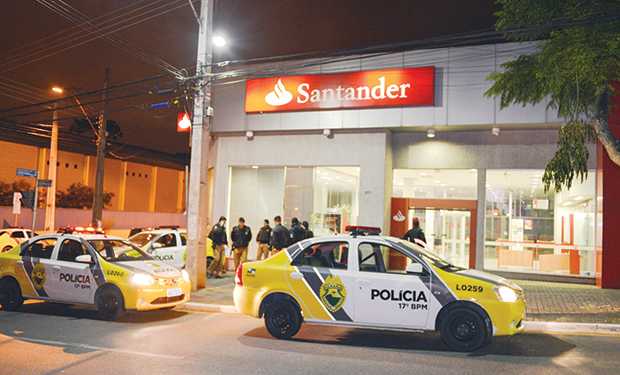 COPE investiga ataque na agência do Santander
