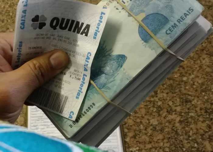 Cerca de 3 pessoas por dia em Araucária caem no golpe do bilhete premiado