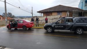 Quase 100 revistados em nova operação da Polícia Militar em Araucária