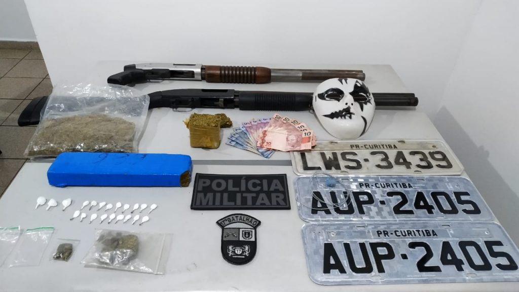Operação União da Polícia Militar prende homem com drogas e armas