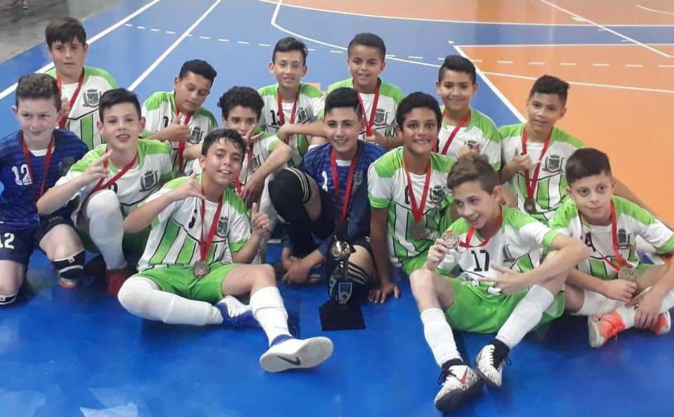 Futsal sub-12 da SMEL é bronze na Supercopa LCF