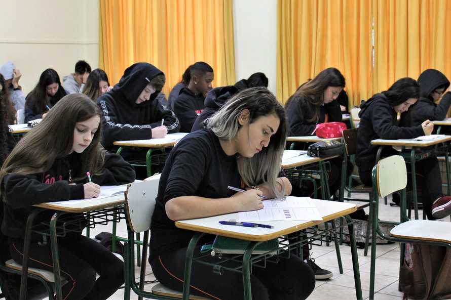 Escolas municipais e estaduais de Araucária comemoram notas obtidas no IDEB 2019