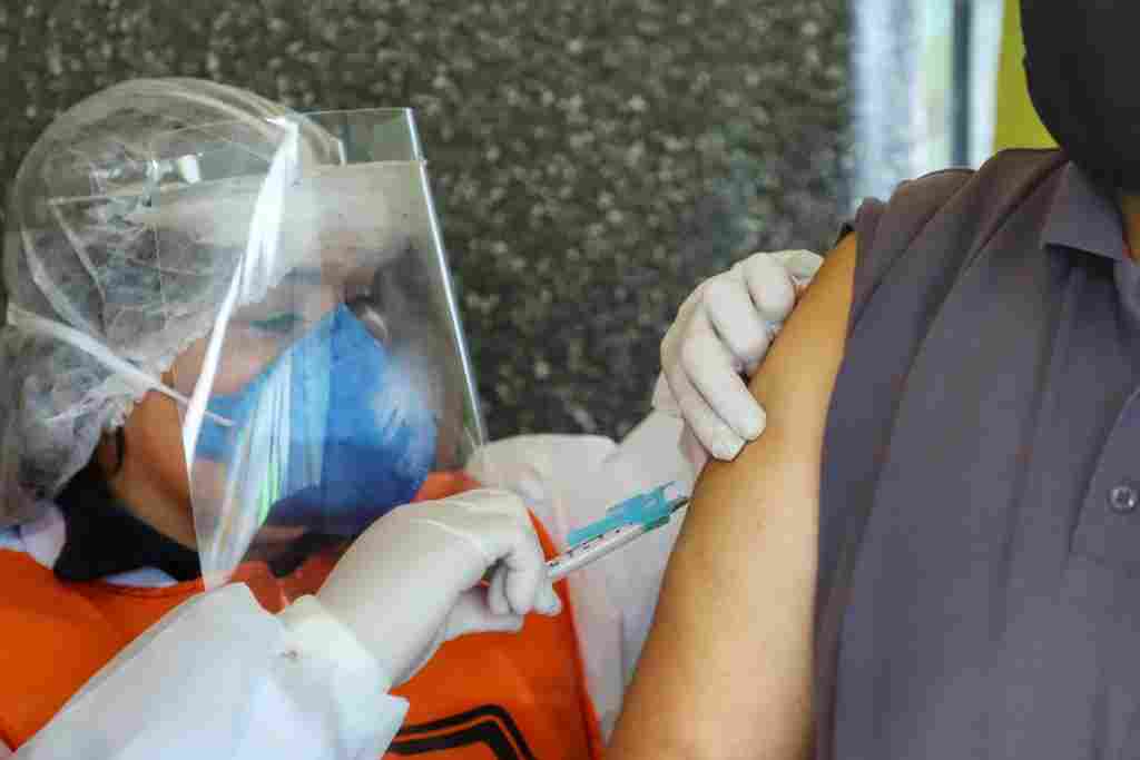 Estoques de insumos da Prefeitura são suficientes para início da vacinação