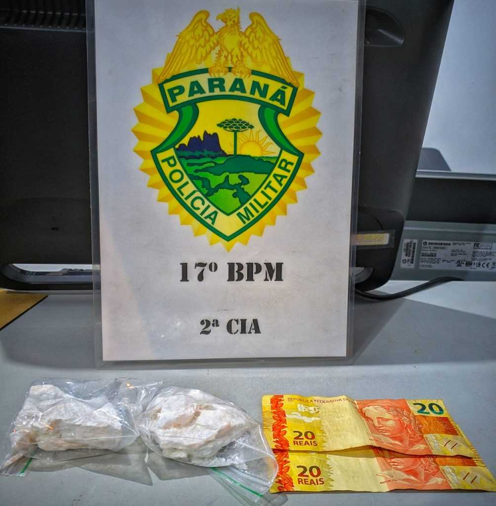 Após campana, PM flagra entrega de drogas no estacionamento das Lojas Havan. Dois foram presos
