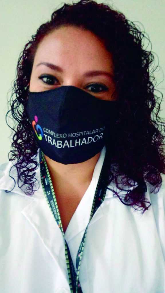 Conheça a história do primeiro profissional de saúde vacinado na cidade
