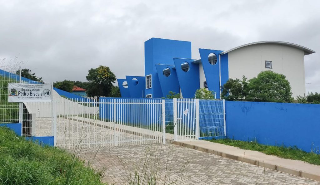 Escola Pedro Biscaia já sofreu cinco ataques de vândalos
