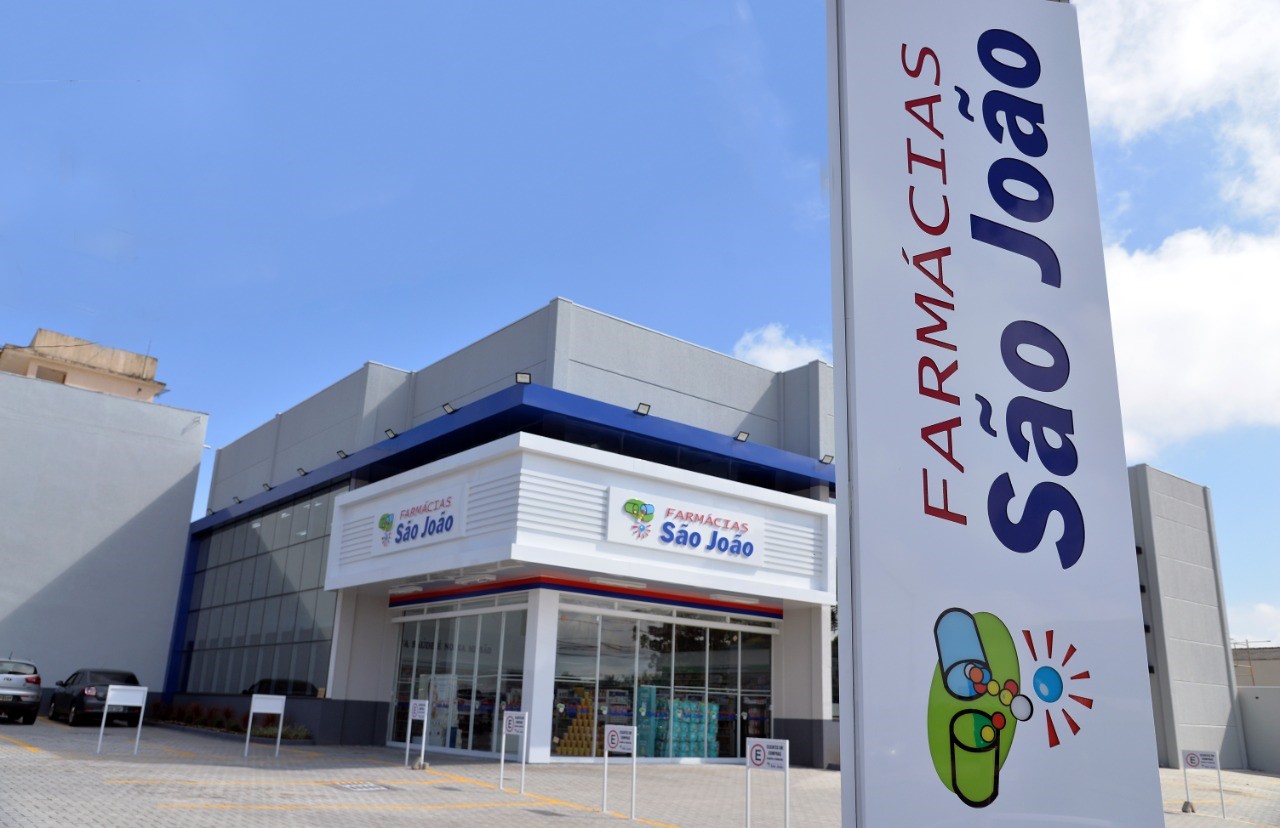 Rede de Farmácias São João inaugura loja em Araucária