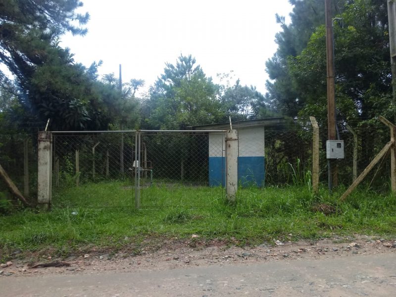 Com dois poços artesianos, comunidade sofre com a frequente falta de água