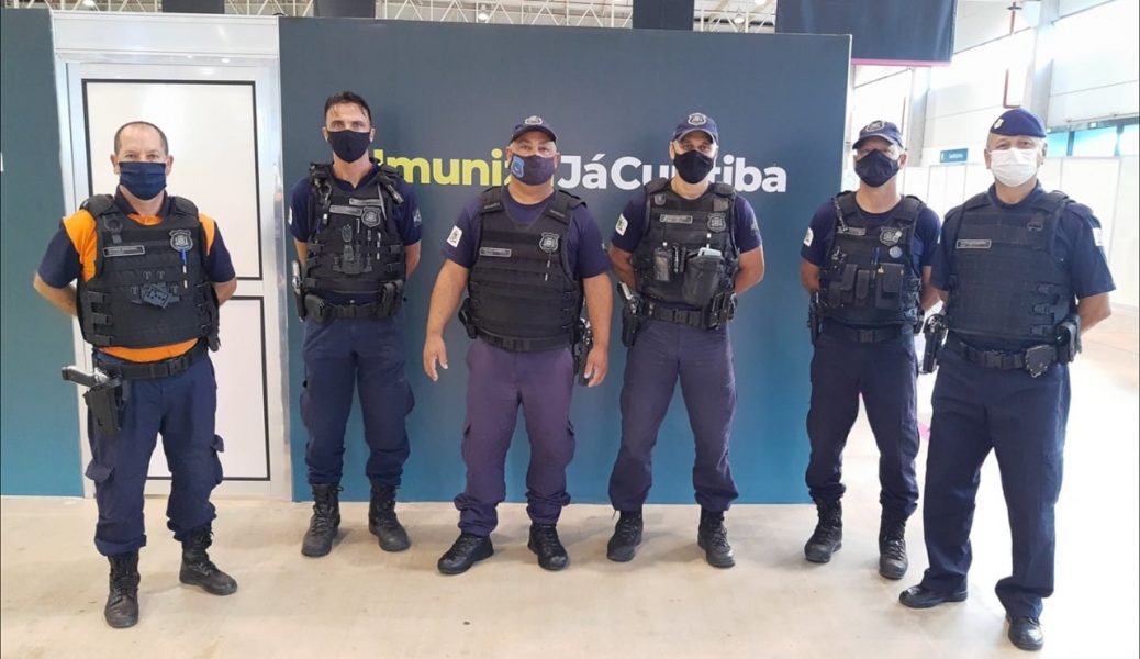 Guardas municipais de Araucária começaram a ser imunizados contra a Covid-19