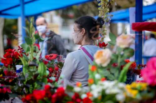 Feira de Dia das Mães segue até sábado na praça Dr. Vicente Machado