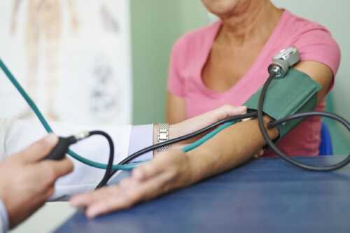 Cardiologista da Clínica São Vicente alerta sobre os cuidados necessários para quem tem pressão alta