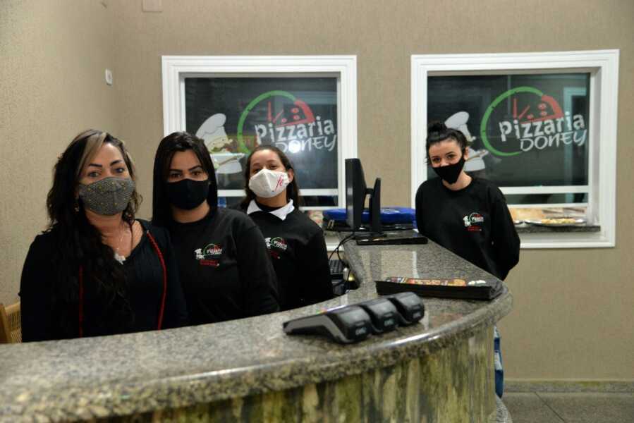 Pizzaria Doney inaugura nova unidade, no bairro Fazenda Velha