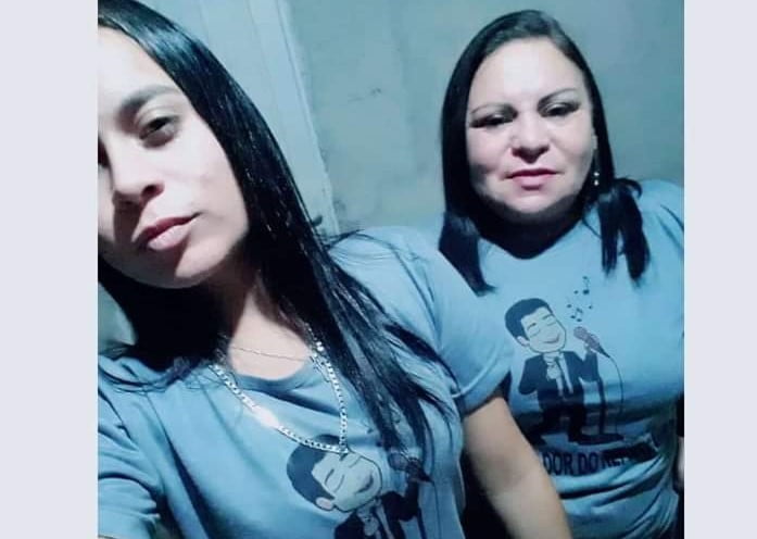 Filha se emociona ao lembrar da mãe que morreu de Covid-19