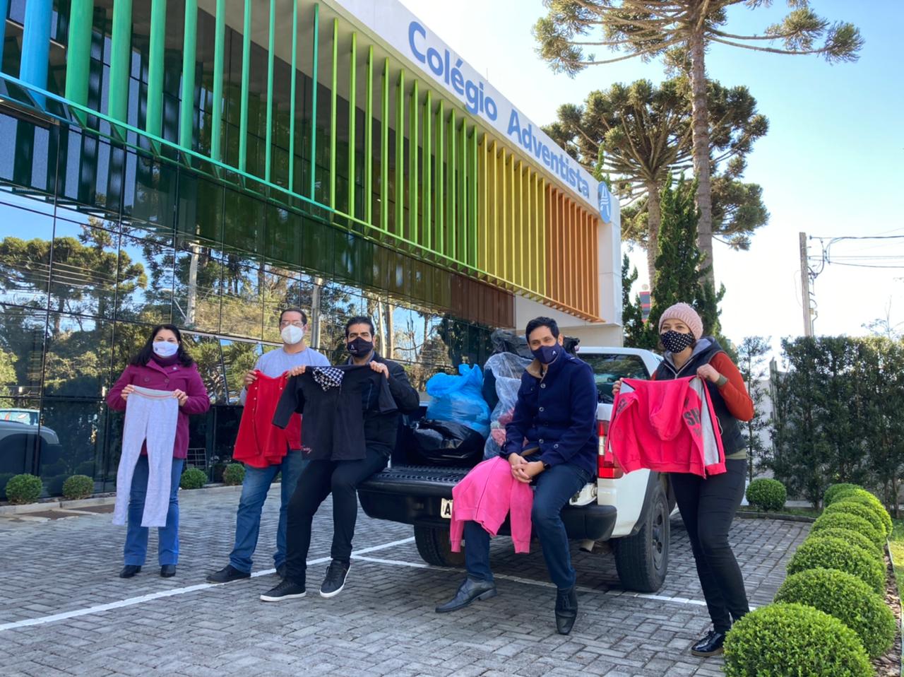 Colégio Adventista de Araucária arrecada cerca de 1.500 peças em Campanha do Agasalho