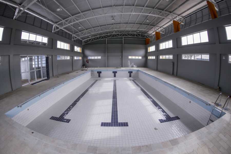 Com a cobertura, piscina do CSU ficará aberta o ano todo
