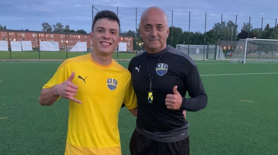 Jovem araucariense é convidado para jogar futebol na Suécia