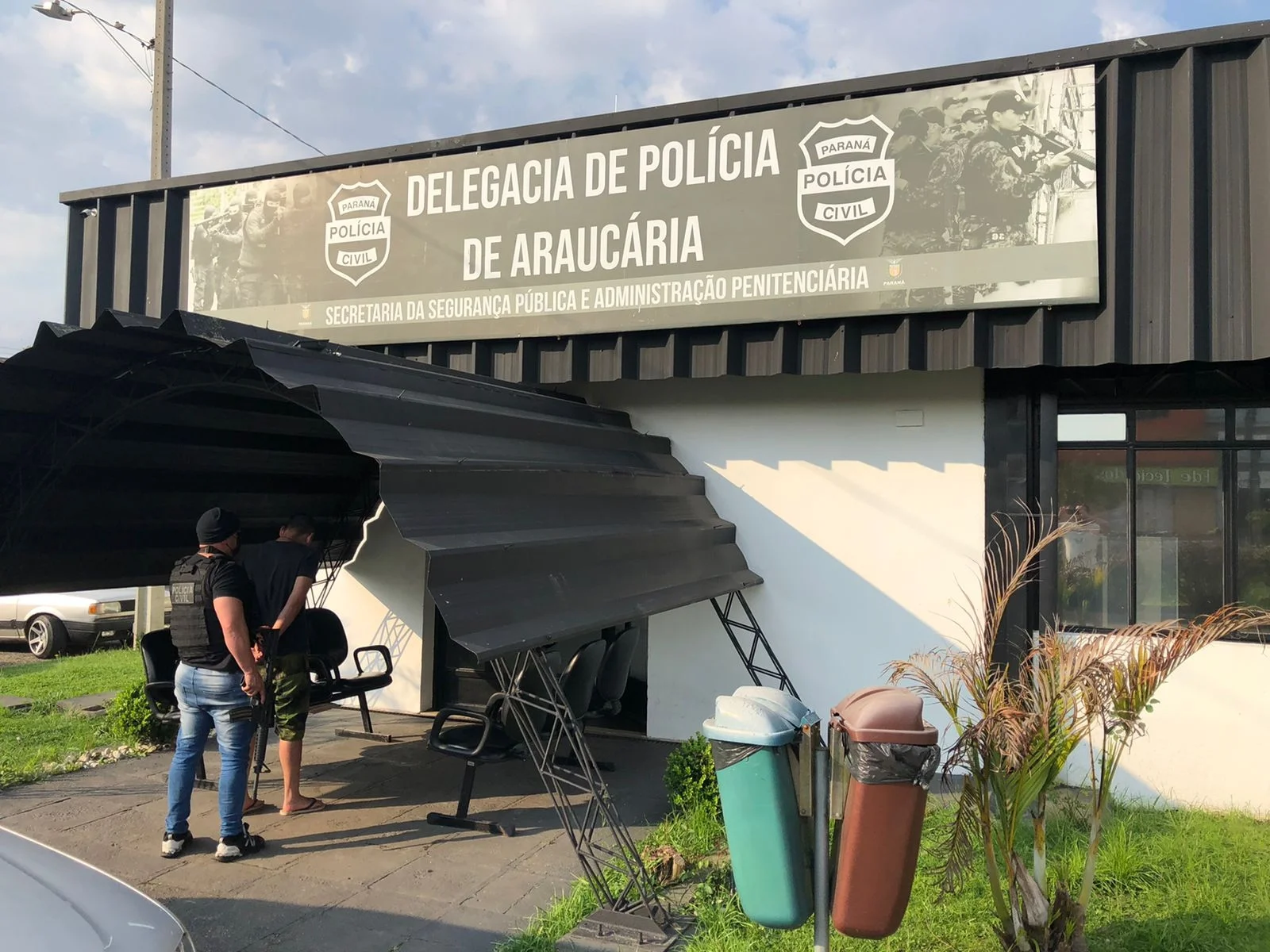 Polícia Civil de Araucária prende pedófilo que divulgava vídeos de sexo com  crianças - O Popular do Paraná