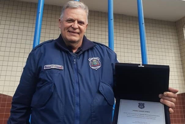 Após 18 anos de trabalho na Guarda Municipal, GM Zubek se aposenta