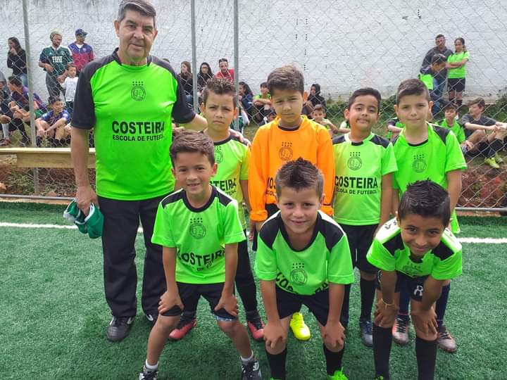Costeira FC tem vagas abertas para suas escolinhas de futebol