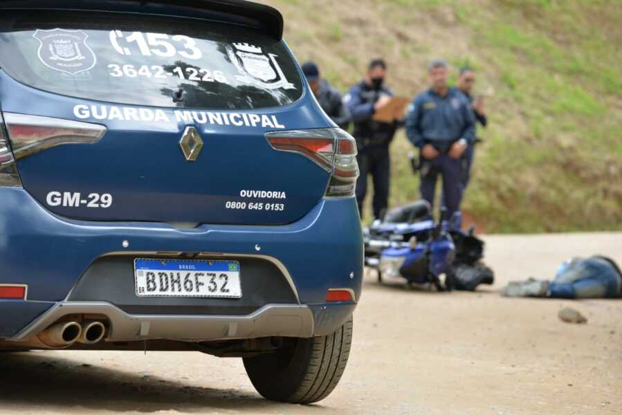 Motociclista é morto com vários tiros de pistola na Estrada dos Tropeiros