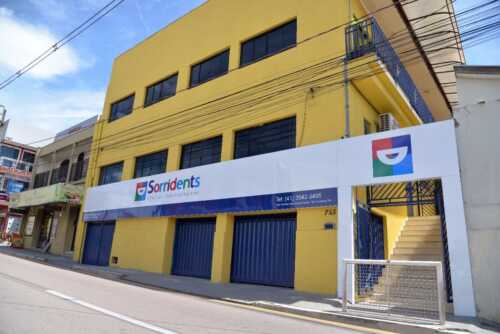 Araucária ganha franquia da rede odontológica Sorridents