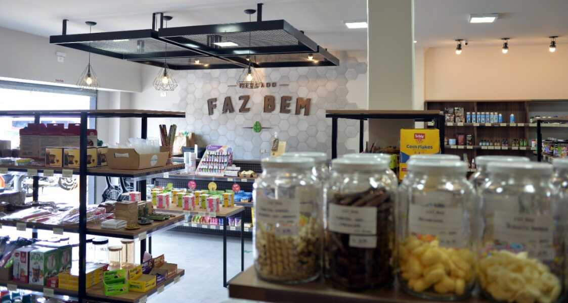 Mercado Faz Bem lança sua plataforma de e-commerce e amplia a experiência dos clientes