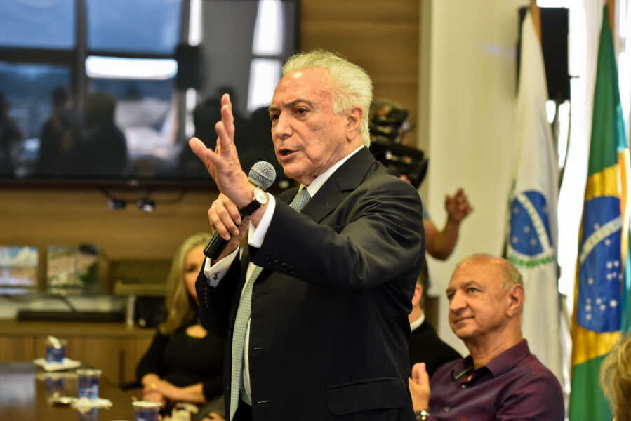 Em visita a Araucária, Michel Temer fala a prefeitos da RMC