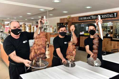 Churrascaria Cristal completa 10 anos sendo referência em qualidade e bom atendimento