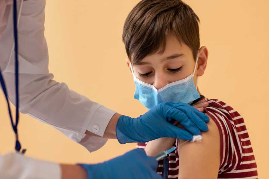 Vacinação de crianças e adolescentes passa a ser obrigatória para realização de matrícula escolar