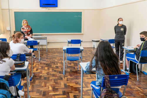 Aulas presenciais na rede estadual de ensino retornam nesta segunda-feira￼