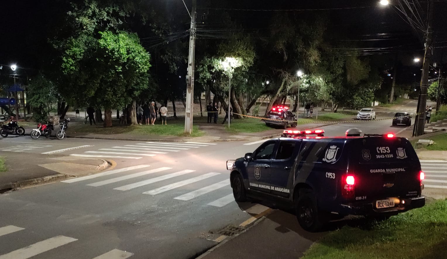 Jovem é assassinado com vários tiros no Bosque do Jardim Sol Nascente