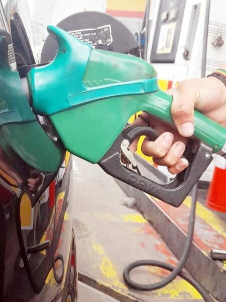Procon Araucária autuou 11 postos por reajuste antecipado nos combustíveis