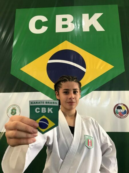 Emilly Cordeiro conquista vaga para seleção Brasileira de Karatê