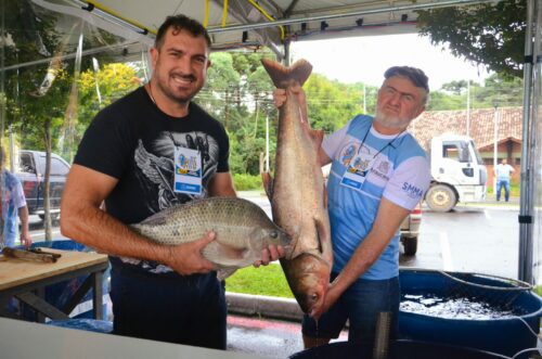 Feira do Peixe Vivo continua nesta quinta-feira (14) até às 22h