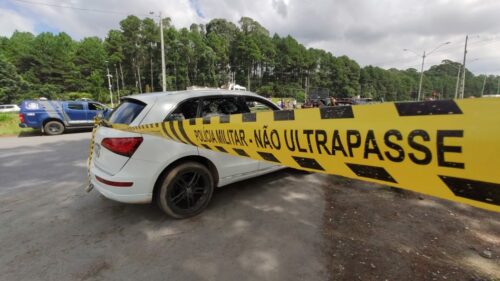 Homem é executado em plena luz do dia, dentro de um veículo Audi, no jardim Alvorada
