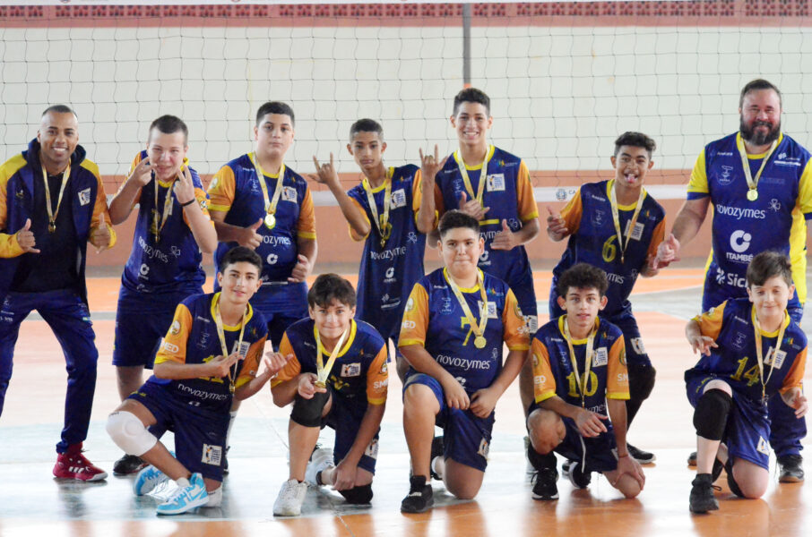 Voleibol conquista um ouro e duas pratas na fase regional dos JEPs