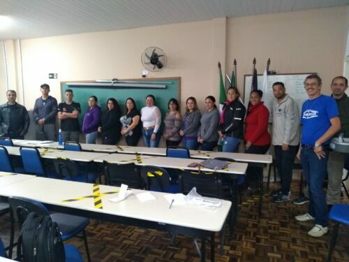 Toma posse a 1ª diretoria da Associação de Responsáveis, Mestres e Amigos da Guarda Mirim de Araucária