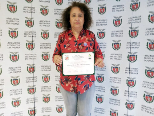 Líder comunitária recebe homenagem na Assembleia Legislativa