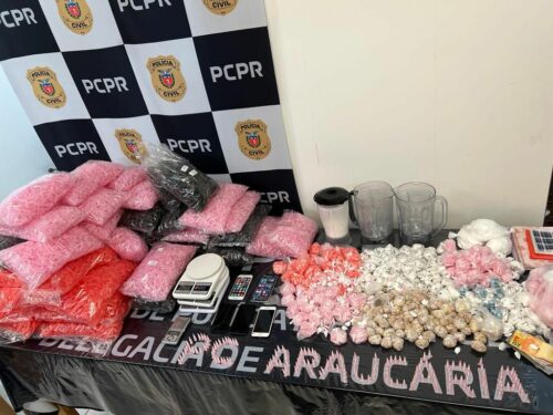 Polícia Civil de Araucária estoura fábrica de cocaína e crack e seis suspeitos são presos