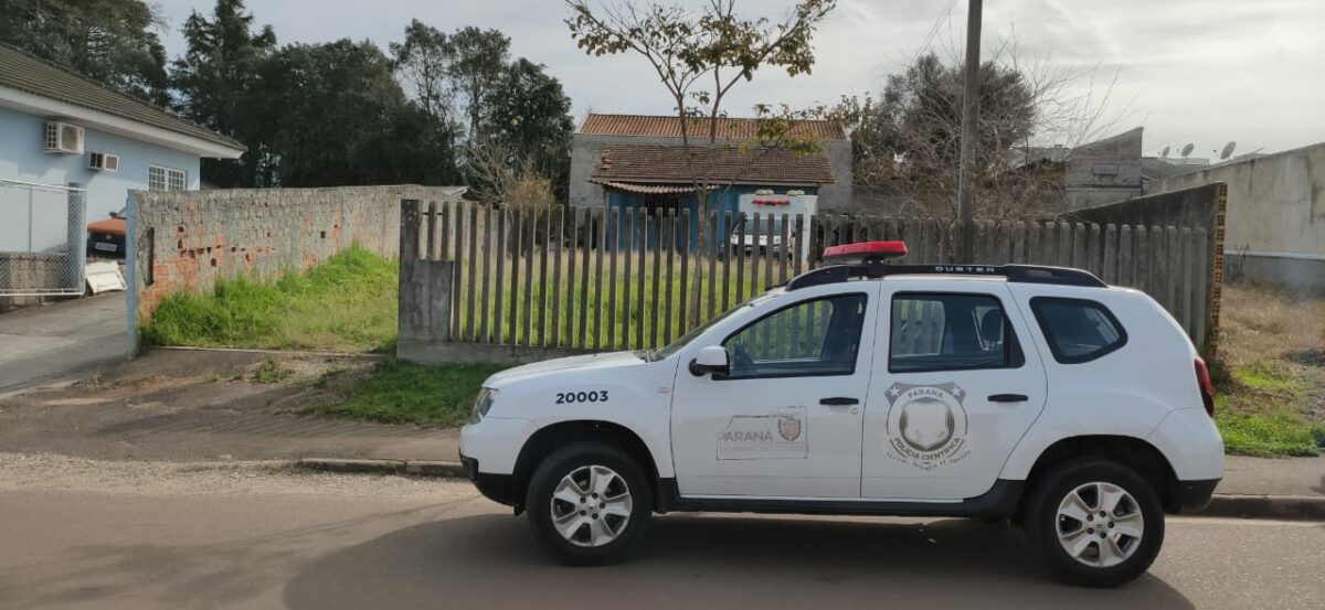 Corpo é encontrado com perfurações de faca em uma casa abandonada no bairro Boqueirão