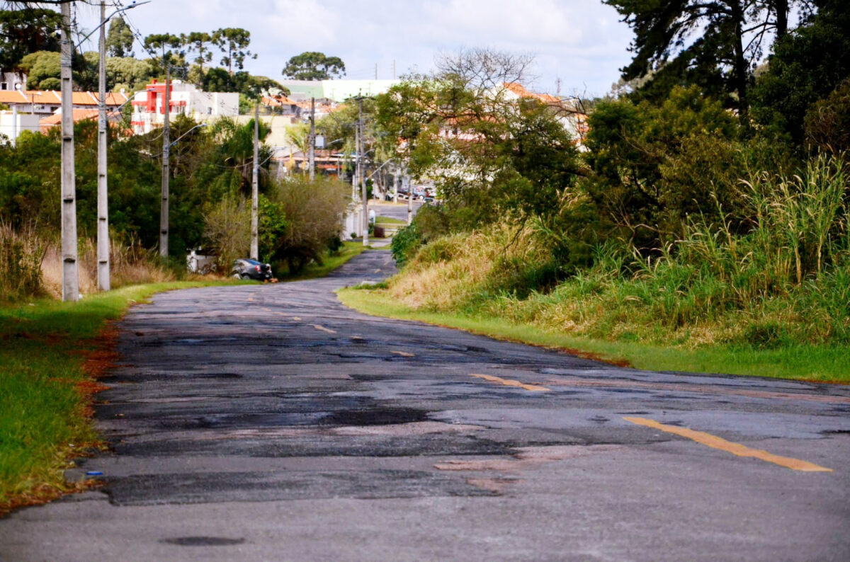 Duas importantes ruas de Araucária estão prestes a receber asfalto
