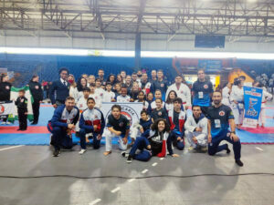 Karatê da SMEL ganhou 34 medalhas no Campeonato Paranaense