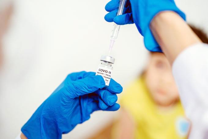 Vacinação contra a Covid para crianças de 4 anos inicia nesta quinta-feira