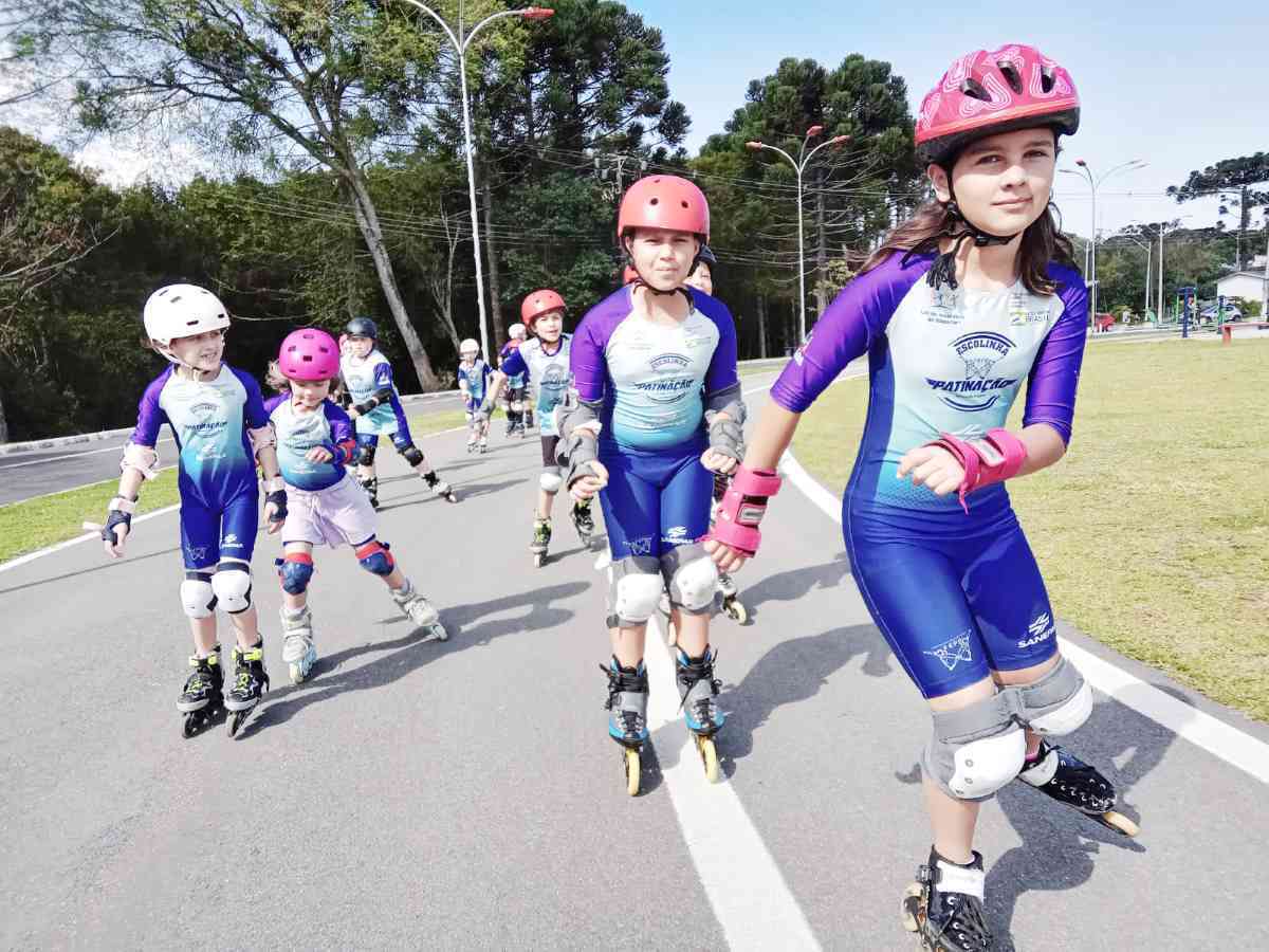 Alunos da escolinha de patinação irão participar do Campeonato Brasileiro