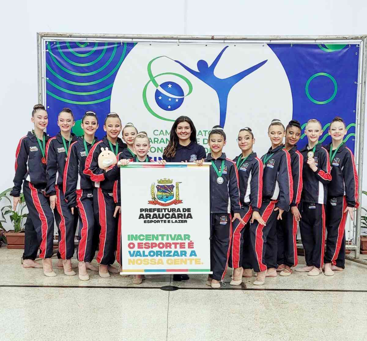 Ginastas conquistaram medalhas no Campeonato Paranaense de Conjunto