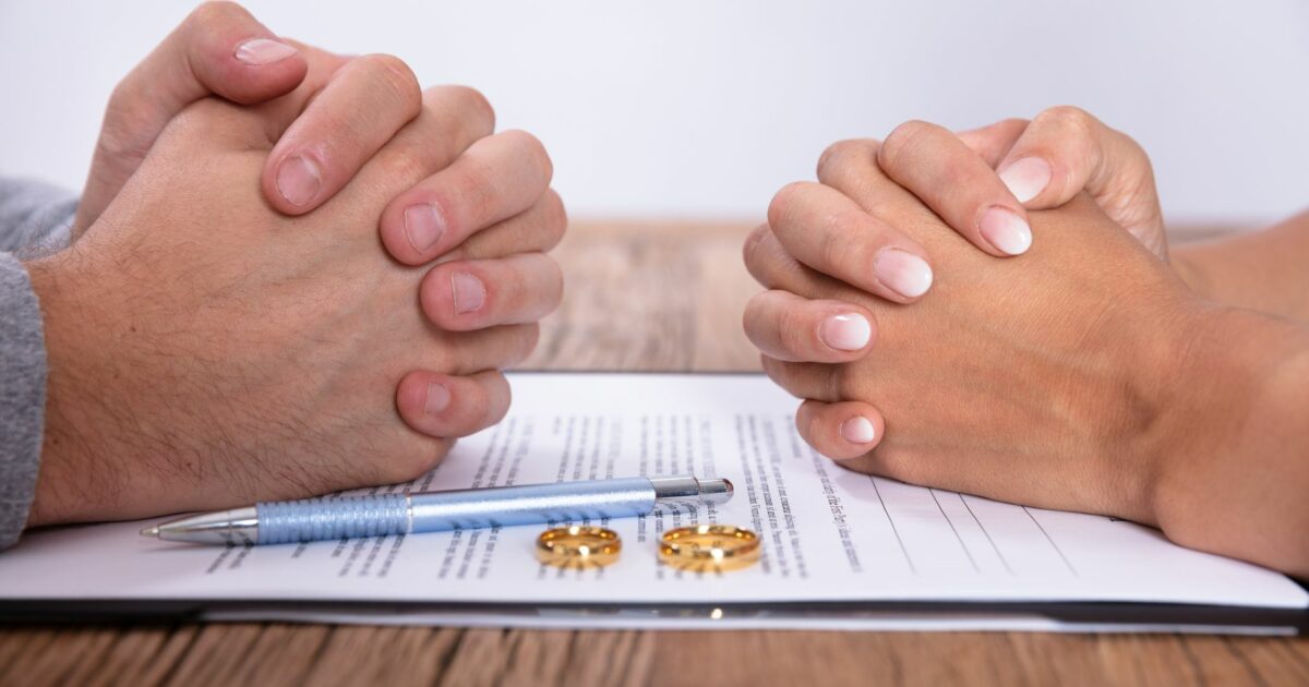 É possível fazer divórcio extrajudicial por procuração?