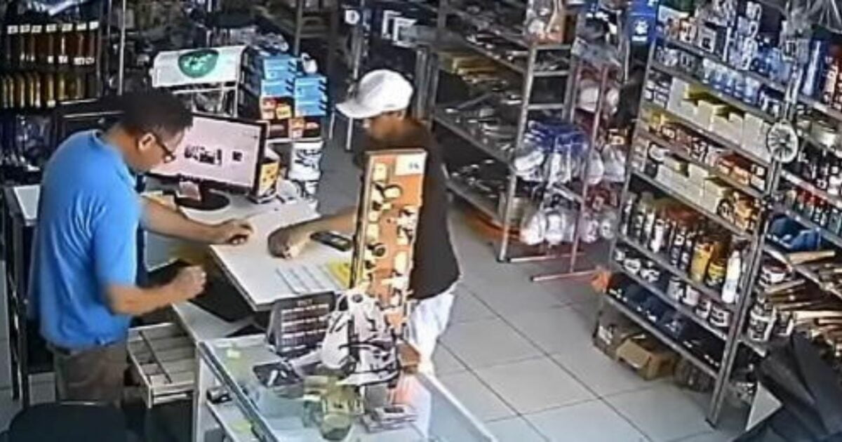 Polícia pede ajuda para capturar bandido que baleou cliente durante assalto a um mercado no Jd Itaipu