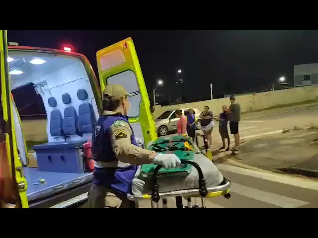 Caiu do cavalo: Homem se acidenta a cavalo na Rua Bem-te-vi